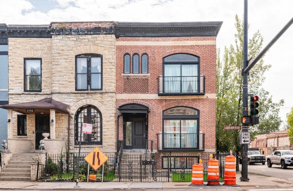 Cozy 2 Brm Apartment Mins Away From United Center Chicago Esterno foto